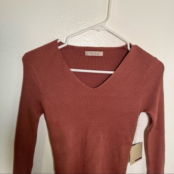 Active USA Viscose Rib Sweater Mauve Pink - Picture 3 of 10